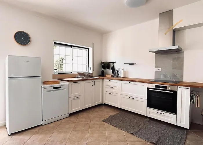 Casa 33 - Idyllisches Reihenhaus Mit Innenhof * Sao Martinho do Porto