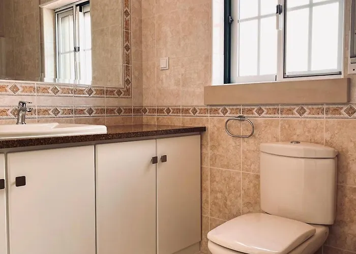 Casa 33 - Idyllisches Reihenhaus Mit Innenhof * Sao Martinho do Porto