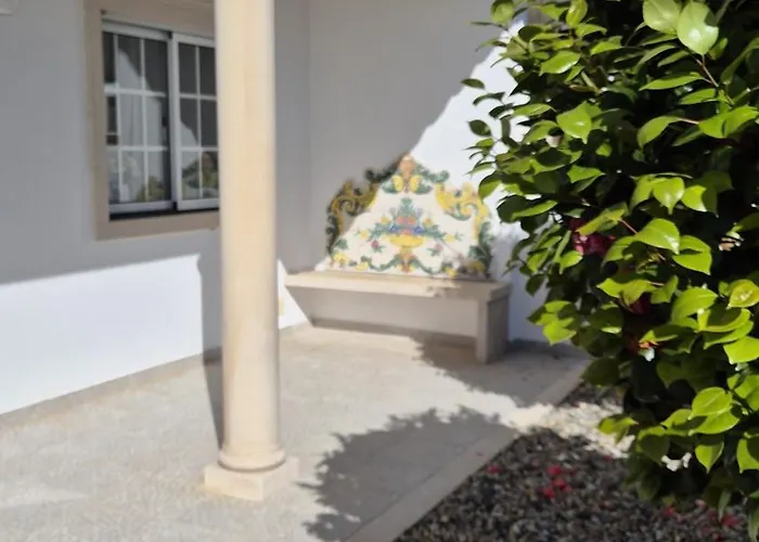 Casa 33 - Idyllisches Reihenhaus Mit Innenhof Sao Martinho do Porto